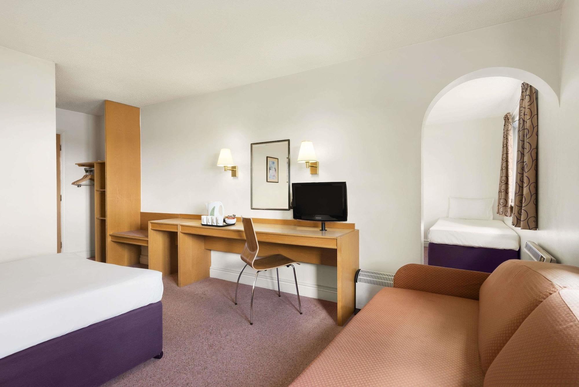 Days Inn Kendal - Killington Lake Zewnętrze zdjęcie